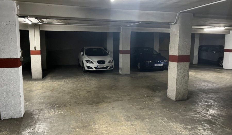 748559
